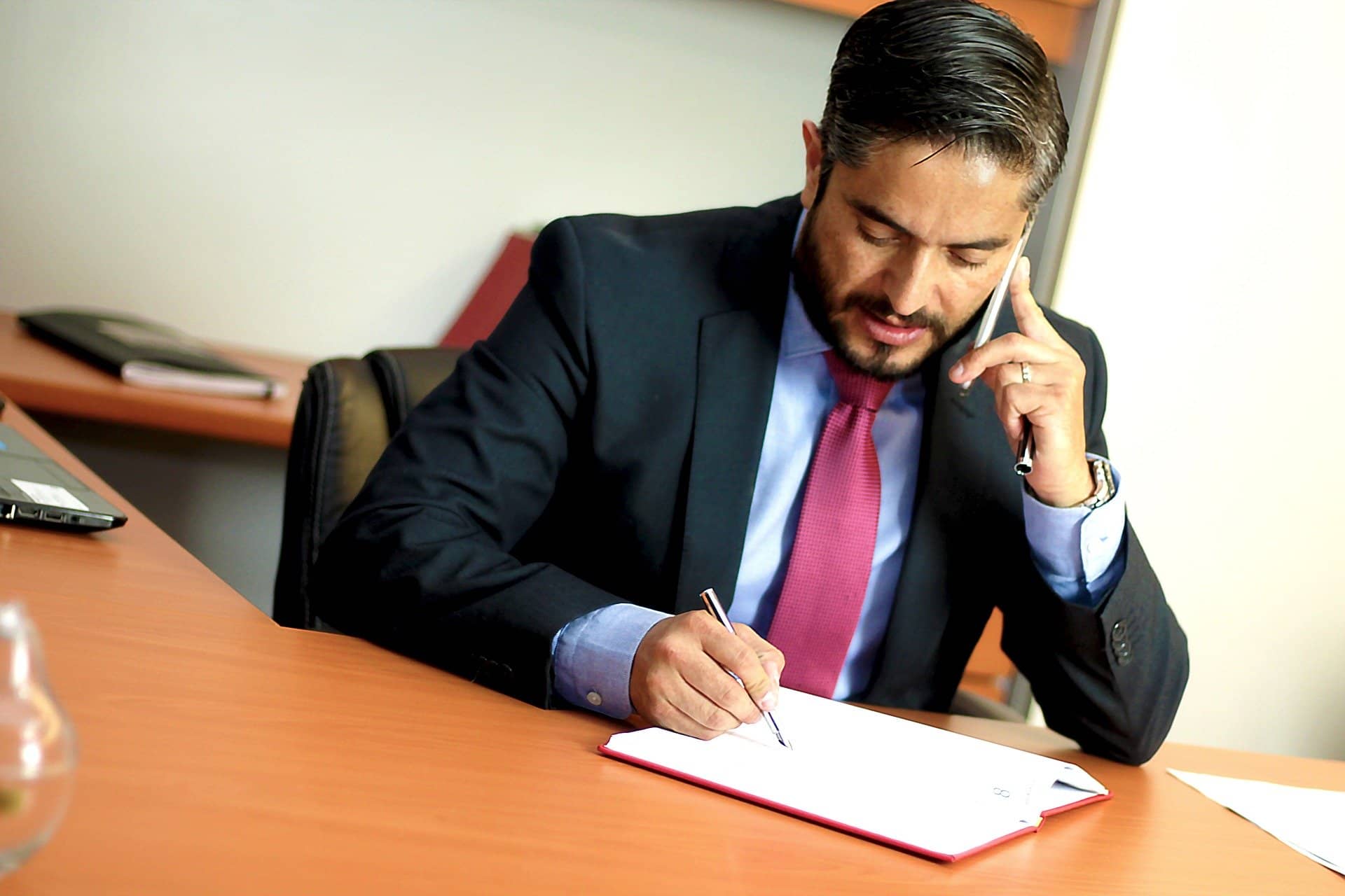 How to Choose the Right Medical Malpractice Lawyer post thumbnail image